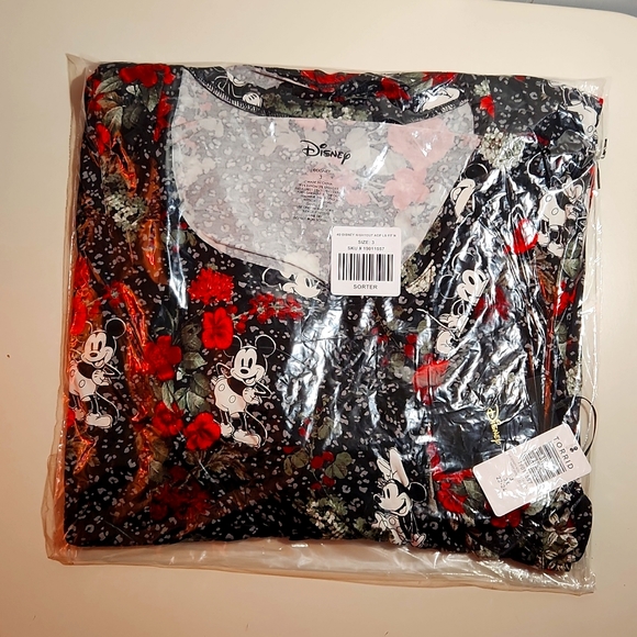 ❤️NWT VINTAGE TORRIID MICKEY MOUSE TOP FLORAL FIT & FLARE DISNEY PLUS SIZE - Picture 6 of 11